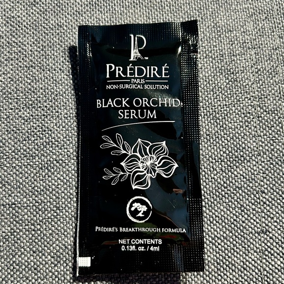 Brightening Skincare Set | 10 Products - Picture 8 of 11